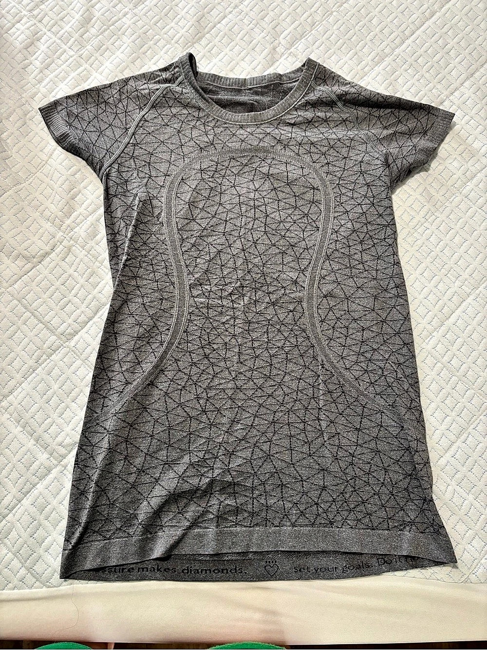 Lululemon Swiftly Tech Short Sleeve Gray Geometric Top